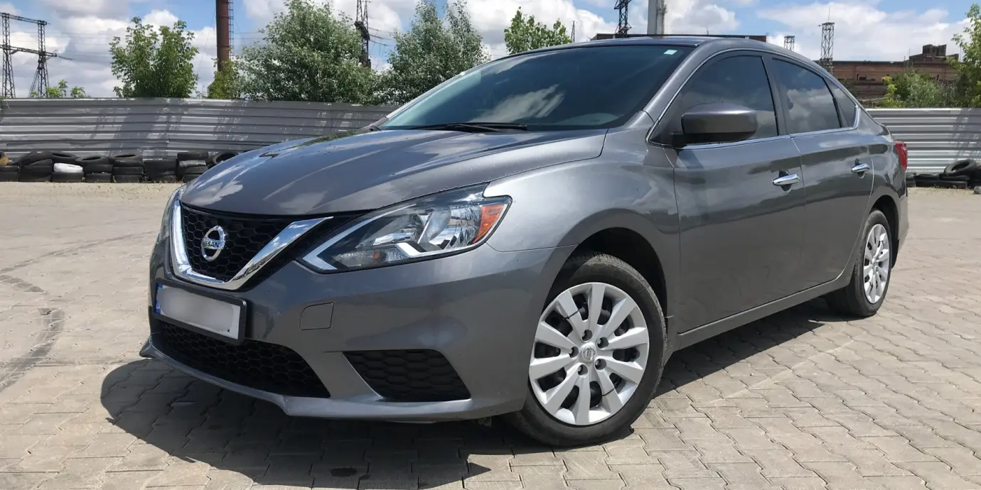 Фото автомобіля Nissan Sentra - 1