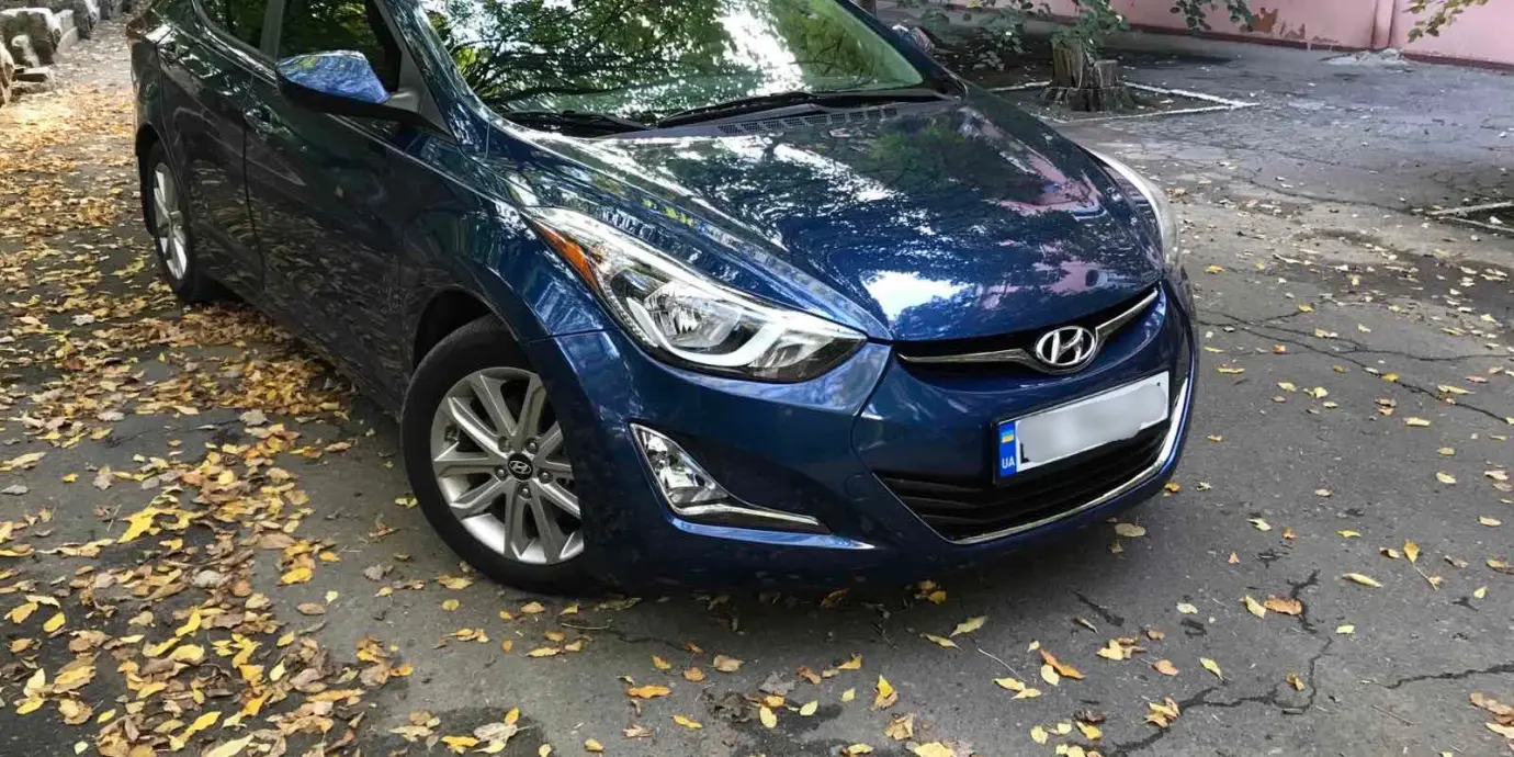 Фото автомобіля Hyundai Elantra - 1