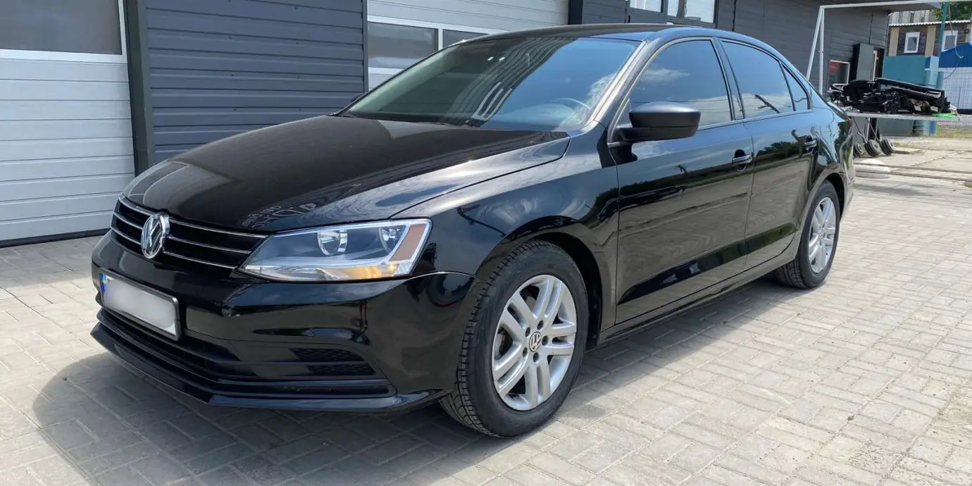 Фото автомобіля Volkswagen Jetta - 1