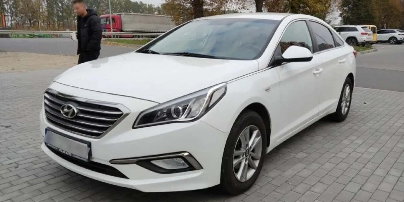 Фото автомобіля Hyundai Sonata - 1