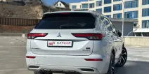 Мініатюра фото автомобіля Mitsubishi Outlander PHEV - 2