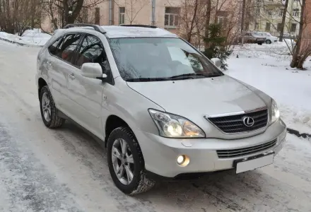 Фото до сторінки  Lexus RX 400h – автомобіль преміум-класу в нашому автопарку CATCAR