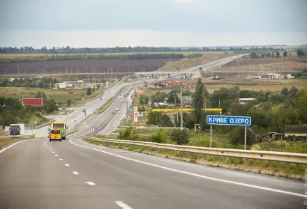 Фото до сторінки  Особливості ПДР в Україні